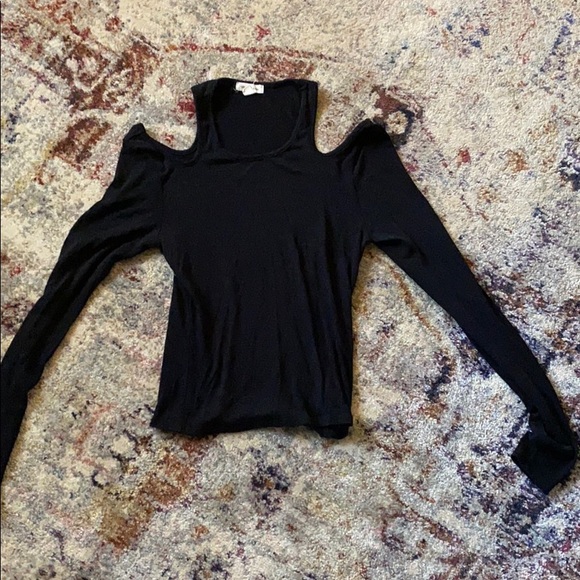 silence + noise Tops - Cold Shoulder Silence and Noise Top